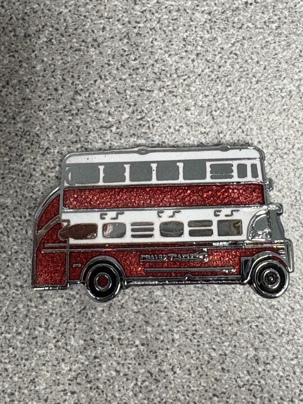 Vintage London Transport Omnibus Old Style Bus Enamel Pin Badge